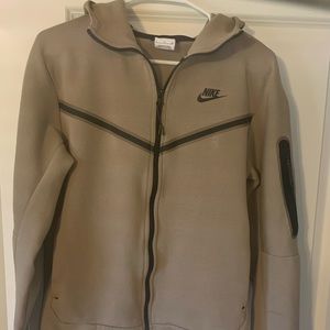 Men’s Nike Tech Fleece Hoodie, Full Zip, Small, good condition.